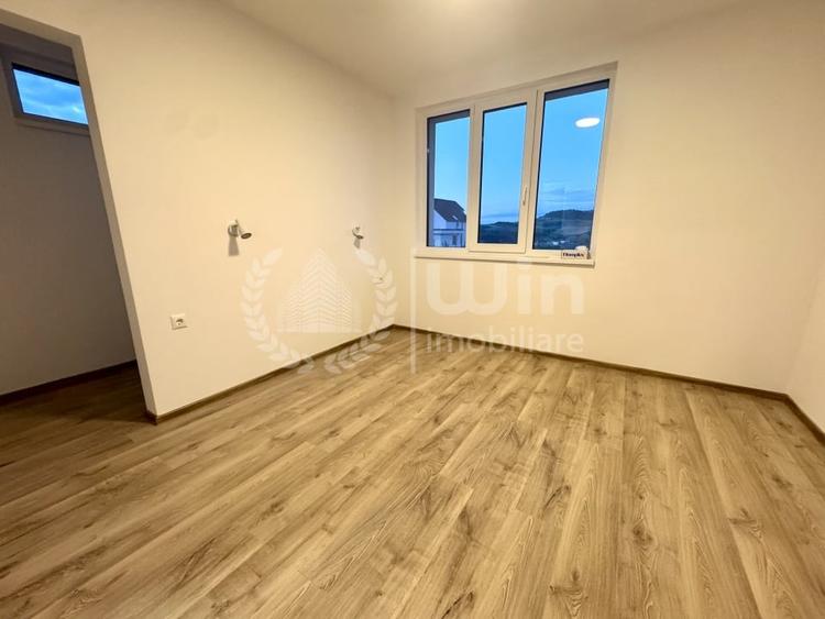Casă individuală cu 4 camere cu Teren 500 Mp în Corușu