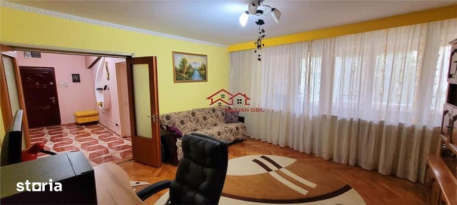 apartament, zona vile Strand I, Sibiu, comision 0 - 7