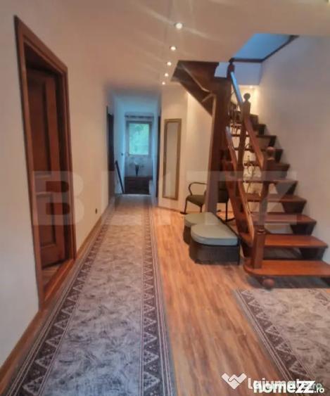Casă cu 12 camere cu Teren 4780 Mp în Moieciu