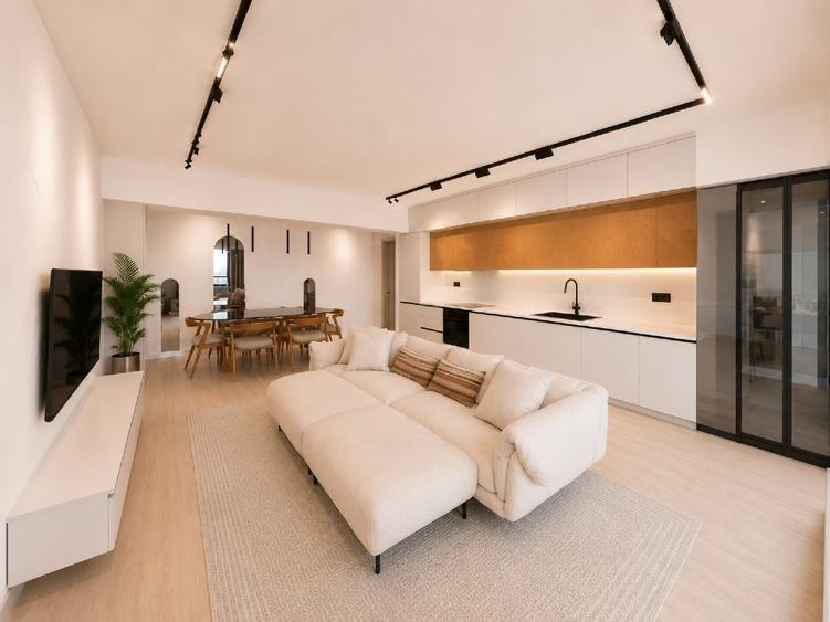 Apartament cu 3 camere decomandat, mobilat în Decebal