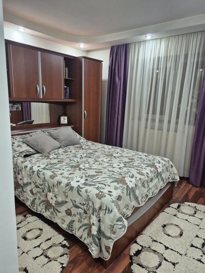 Apartament cu 2 camere decomandat în Exterior Vest