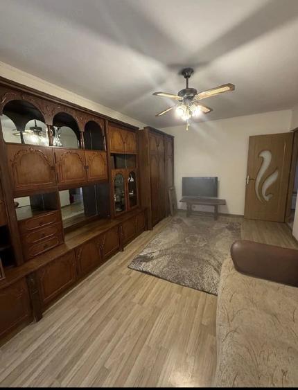 Apartament cu 2 camere decomandat în Sud
