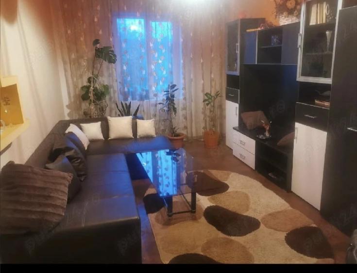 Inchiriez apartament Zona Liceului - 2