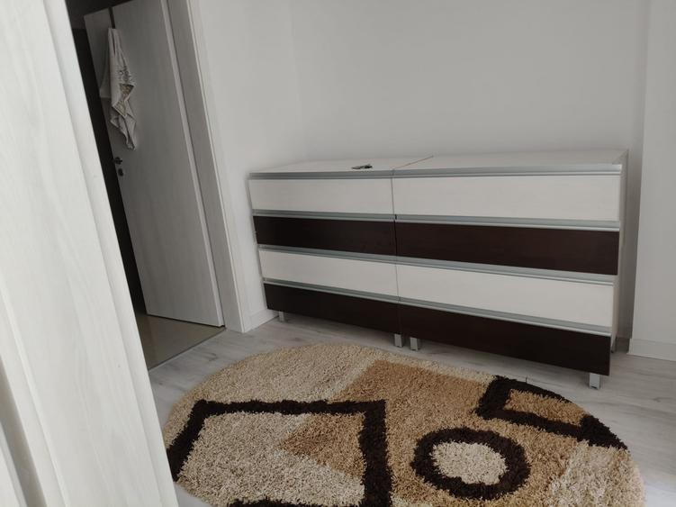 Garsonieră decomandată, mobilată în Berceni