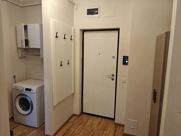 Apartament cu 2 camere semidecomandat în Turnișor