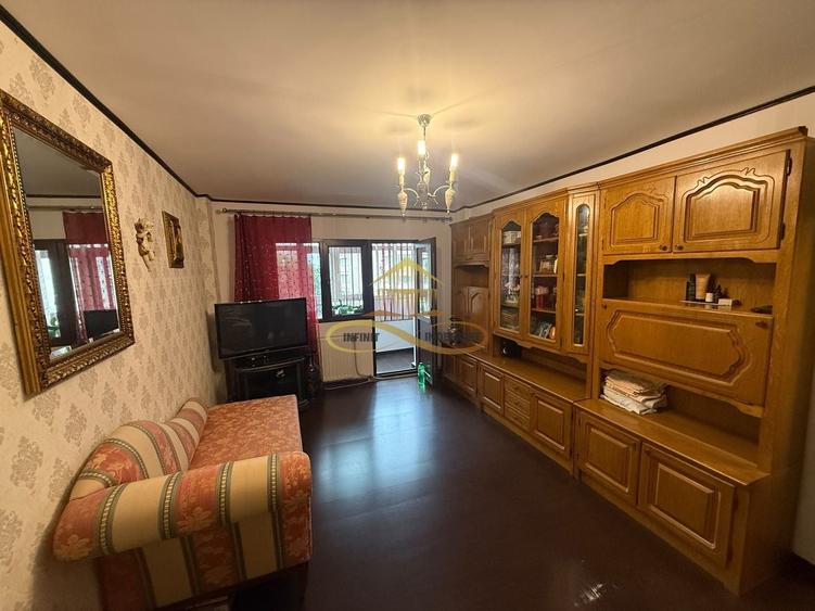 Apartament cu 2 camere decomandat în Energiei