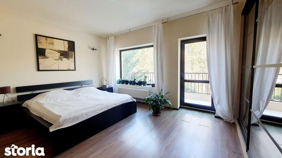 Casă cu 4 camere cu Teren 370 Mp în Băneasa