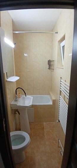 Apartament de inchiriat langa scoala 7,et 1 ,toate utilitatile - 15