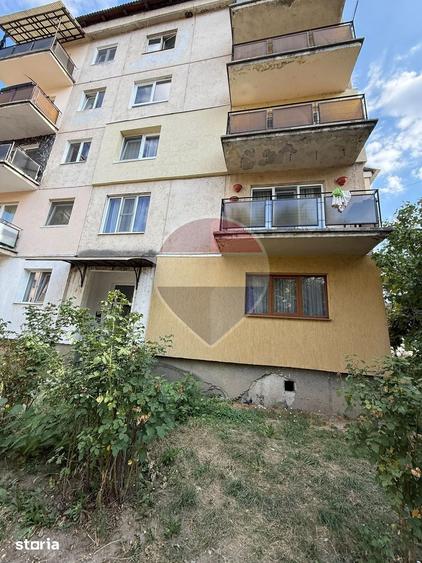 Apartament cu 3 camere de vanzare - 7