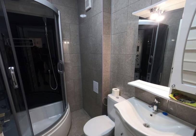 Apartament cu 2 camere decomandat în Metalurgiei