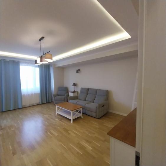 Apartament cu 2 camere decomandat, mobilat în Barbu Văcărescu