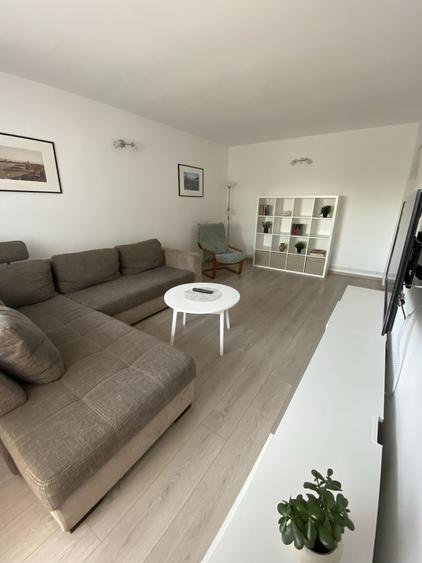 Inchiriez apartament 4 camere zona Uta - 2