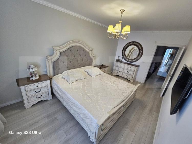 Apartament cu 3 camere decomandat, mobilat în Central