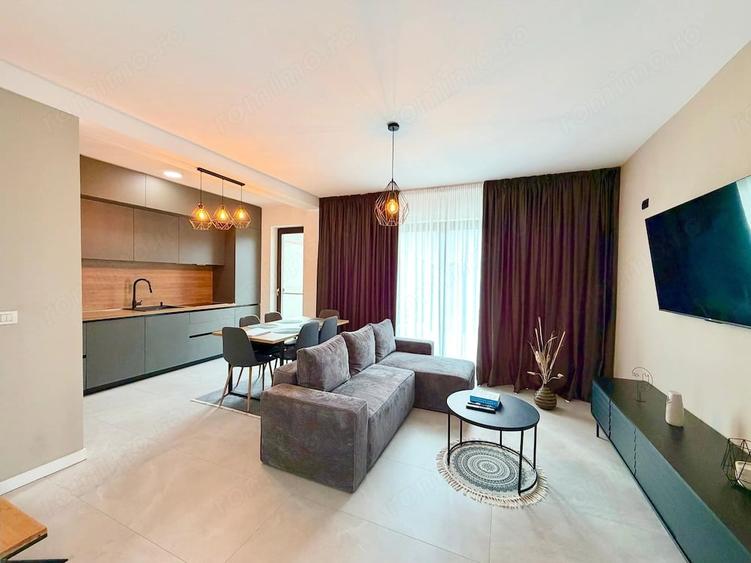 Casă cu 4 camere cu Teren 218 Mp în Plopi