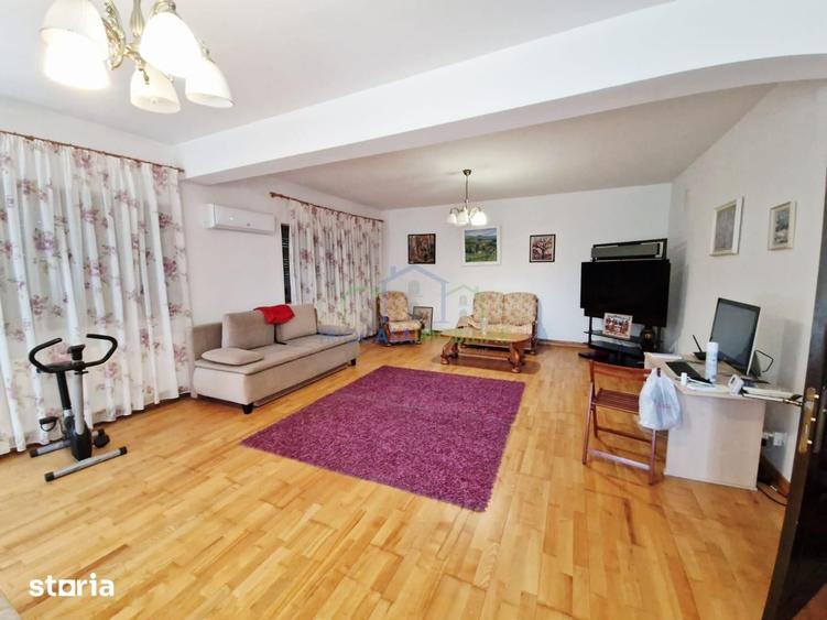 Casă cu 5 camere cu Teren 2936 Mp în Coșoveni