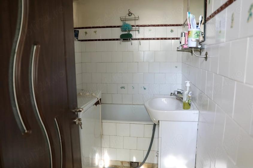 Casă cu 2 camere cu Teren 264 Mp în Rahova