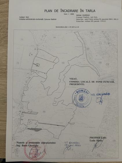 Casă cu 4 camere în Frasin