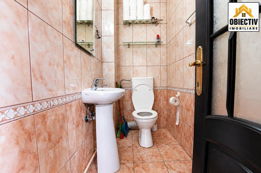 Apartament cu 3 camere decomandat în 1 Mai