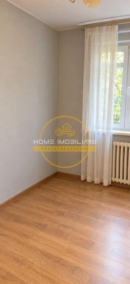 Apartament cu 3 camere semidecomandat în Tătărași