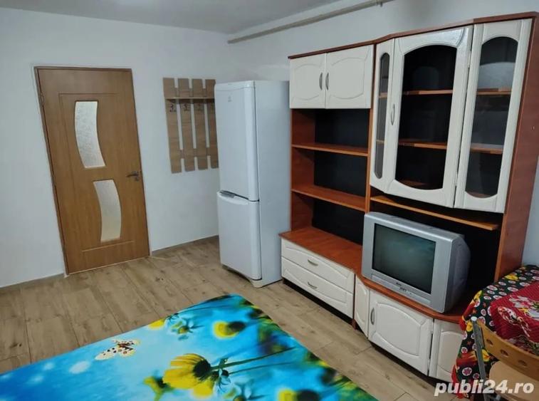 Garsonieră decomandată în Mărăței