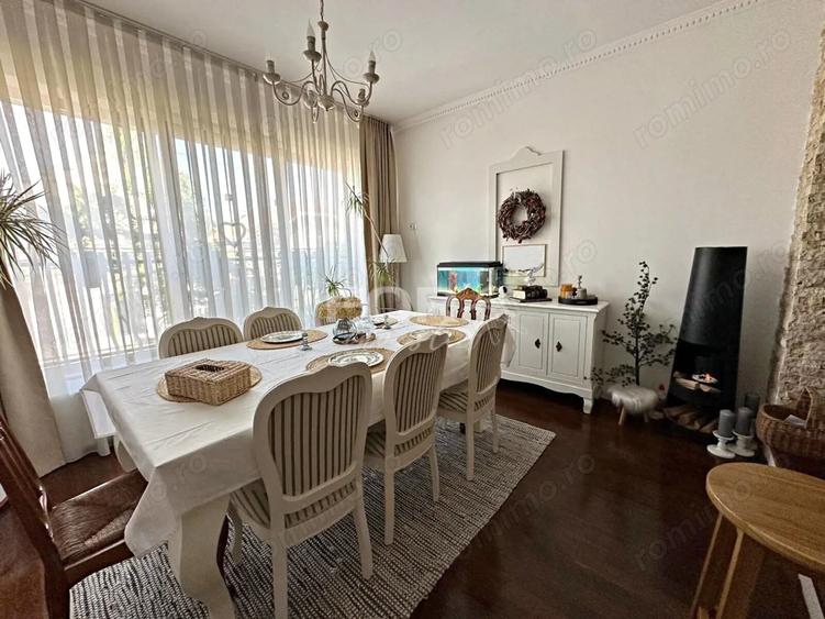 Casă cu 5 camere cu Teren 466 Mp în Nufărul