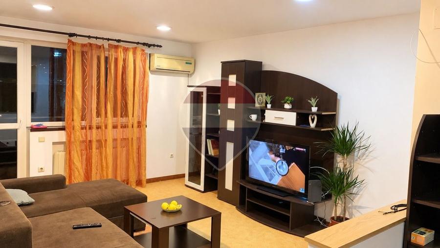 Apartament cu 3 camere, mobilat în Vitan