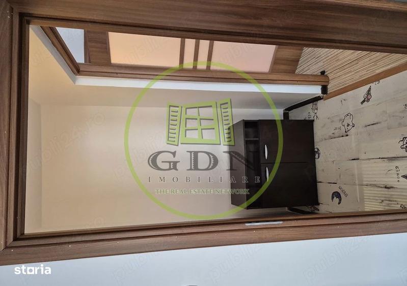 Apartament cu 3 camere nedecomandat în Est