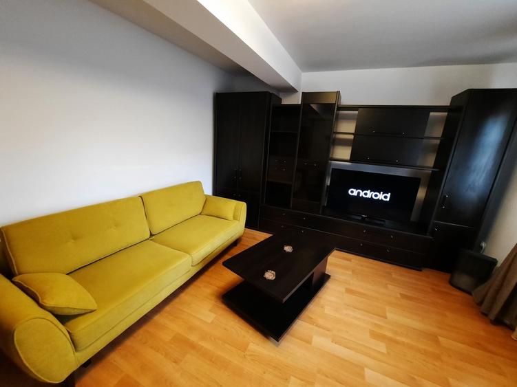 Apartament cu 2 camere decomandat în Becaș