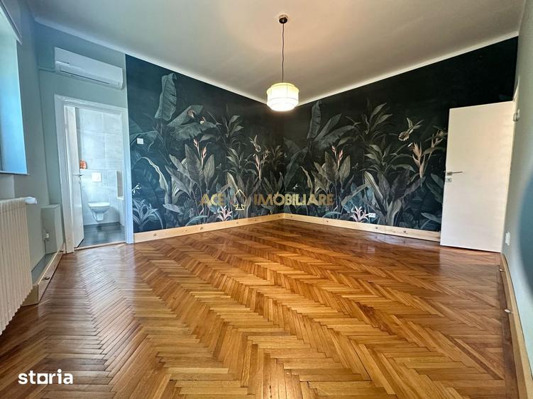 Apartament cu 4 camere, mobilat în Centrul Civic