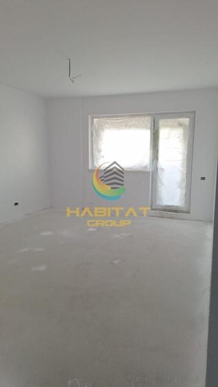 Apartament cu 3 camere decomandat în Berceni