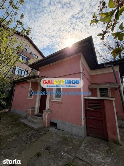 Casă cu 4 camere cu Garaj în Bucureștii Noi