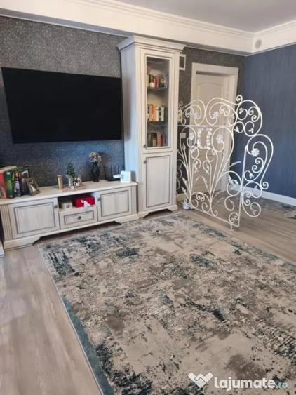 Apartament cu 2 camere decomandat în Rădăuți