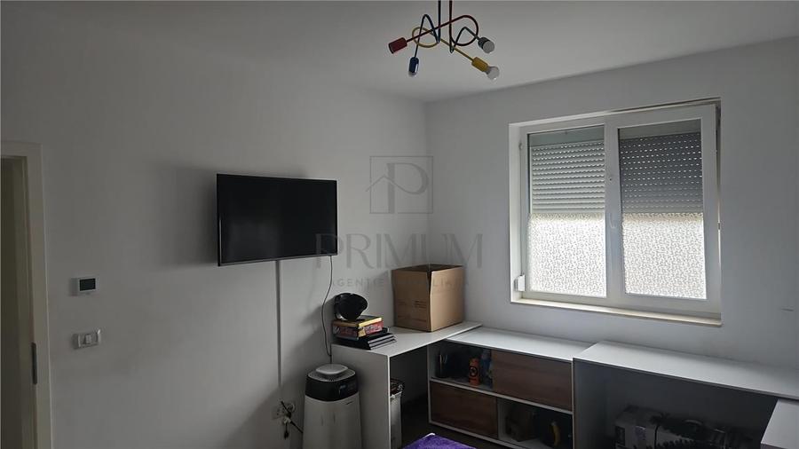 GIROC - 2 CAM - PARTER - DECOMANDAT - PARCARE INCLUSA - ZONA EXCELENTA - 6