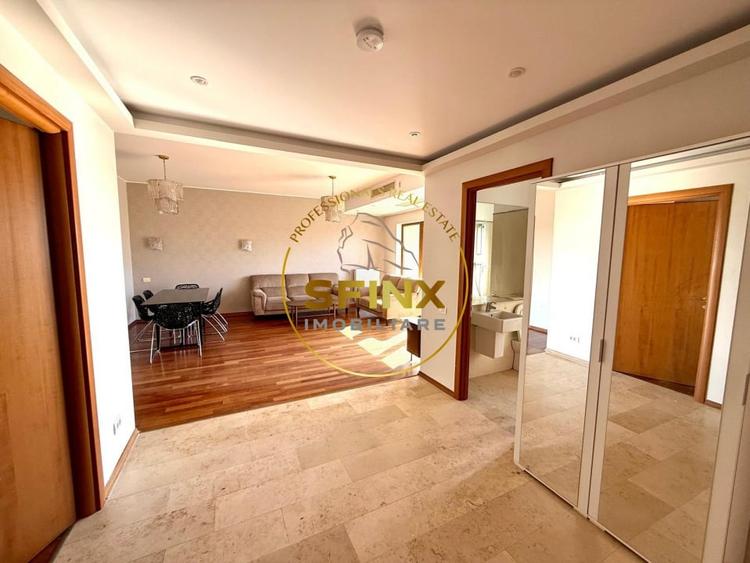 Apartament cu 3 camere semidecomandat, mobilat în Floreasca