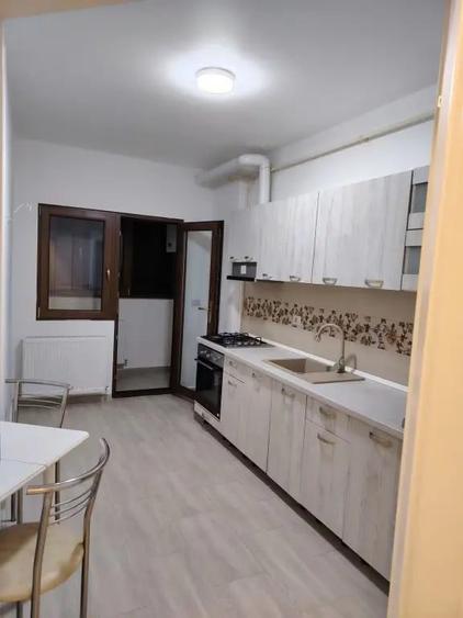Apartament cu 2 camere decomandat în Valea Adâncă