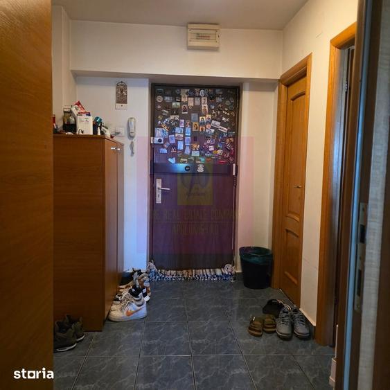 Apartament cu 3 camere decomandat în Centrul Civic