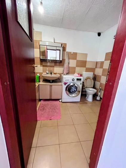 Casă individuală cu 5 camere cu Teren 1800 Mp în Chizătău