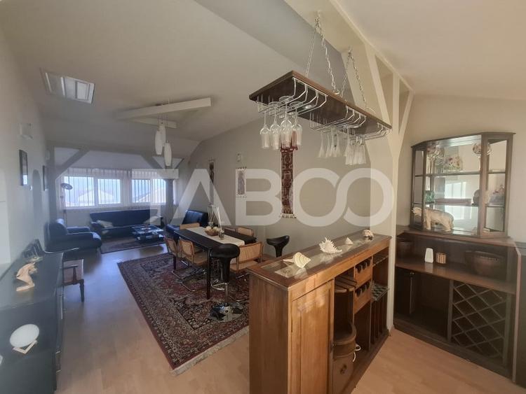 Apartament cu 5 camere decomandat, mobilat în Mihai Viteazul