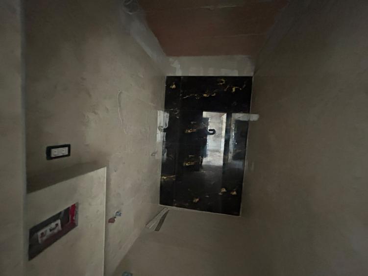 Apartament cu 3 camere în Splaiul Unirii