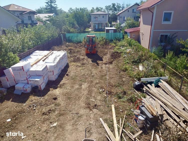 Casă cu 4 camere în Dumbrăveni