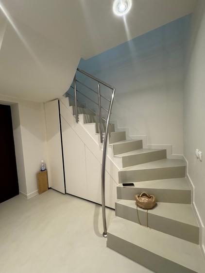 Apartament cu 3 camere decomandat în Herăstrău