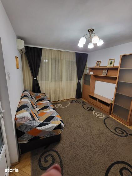 Apartament cu 2 camere în Podu Roș