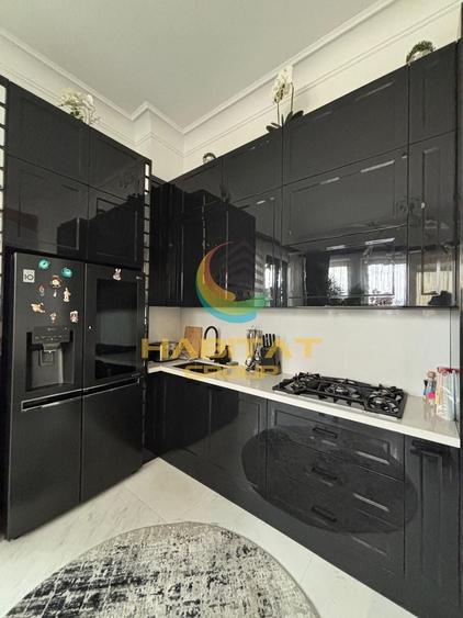 Apartament cu 6 camere decomandat, mobilat în Brâncoveanu