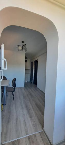 Garsonieră decomandată, mobilată în Tătărași