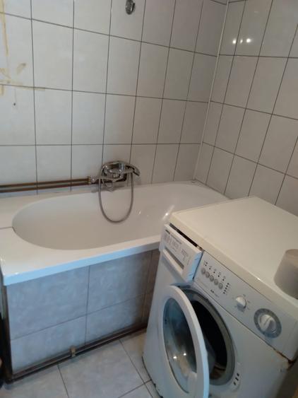 Casă individuală cu 2 camere cu Canalizare în Central