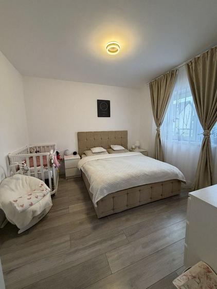 Casă cu 3 camere în Hemeiuș