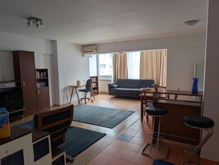 Apartament cu 2 camere semidecomandat în Dorobanți