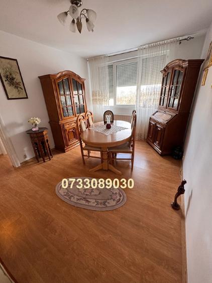 Apartament cu 3 camere semidecomandat în Drumul Taberei