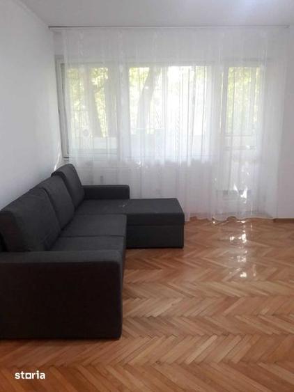 Proprietar inchiriez apartament 3 camere Mihai Bravu 1 min de metrou - 1