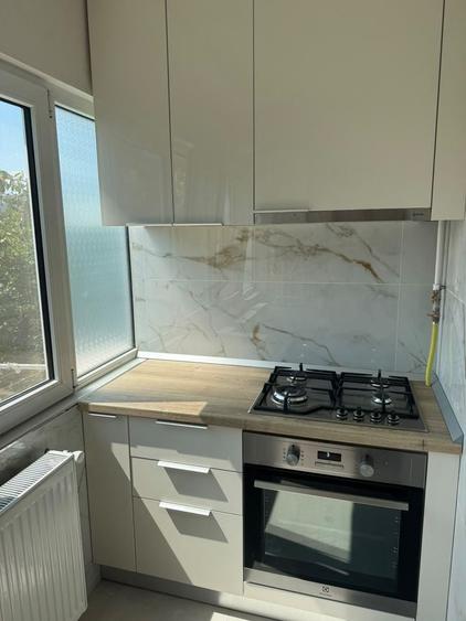Apartament cu 3 camere în Inel II